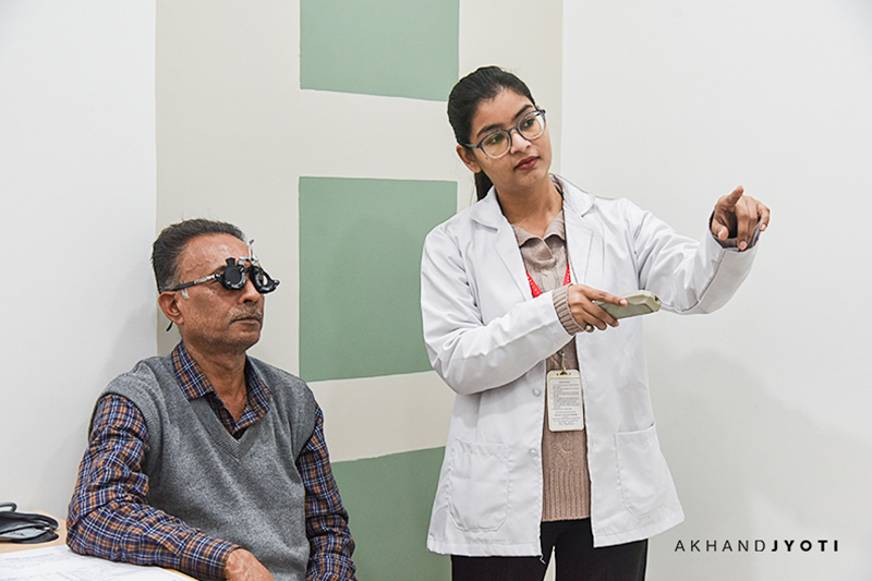 Divya working as optometrists