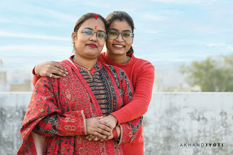 Divya with her aunt